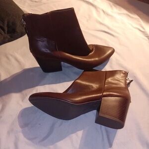 Hunter Rich Brown Ankle Boots